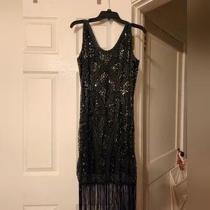 Sequin flapper style dress, size small , color hunter green never worn